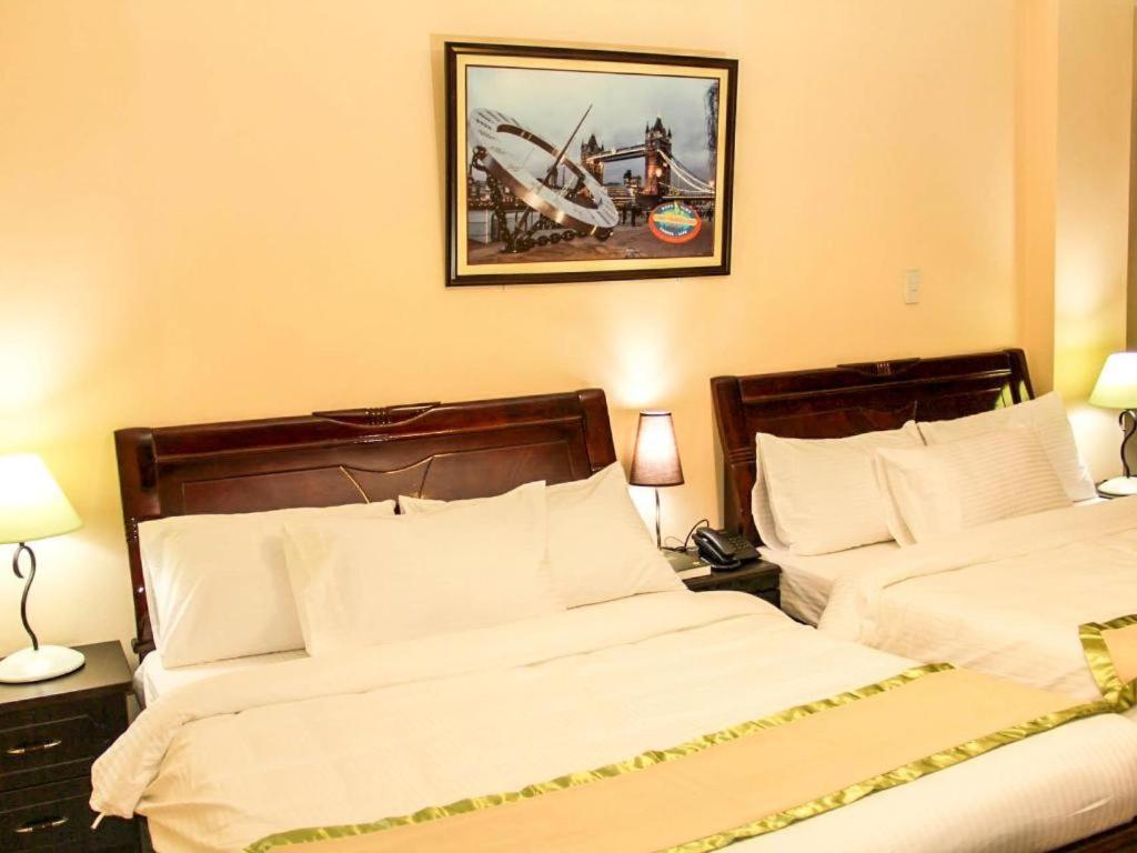 Time Travellers Hotel Manila Kültér fotó